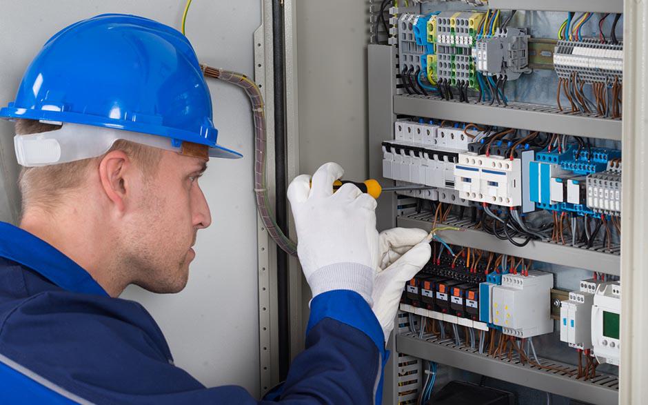 recherche travail électricien bâtiment Sainte-Geneviève-des-Bois